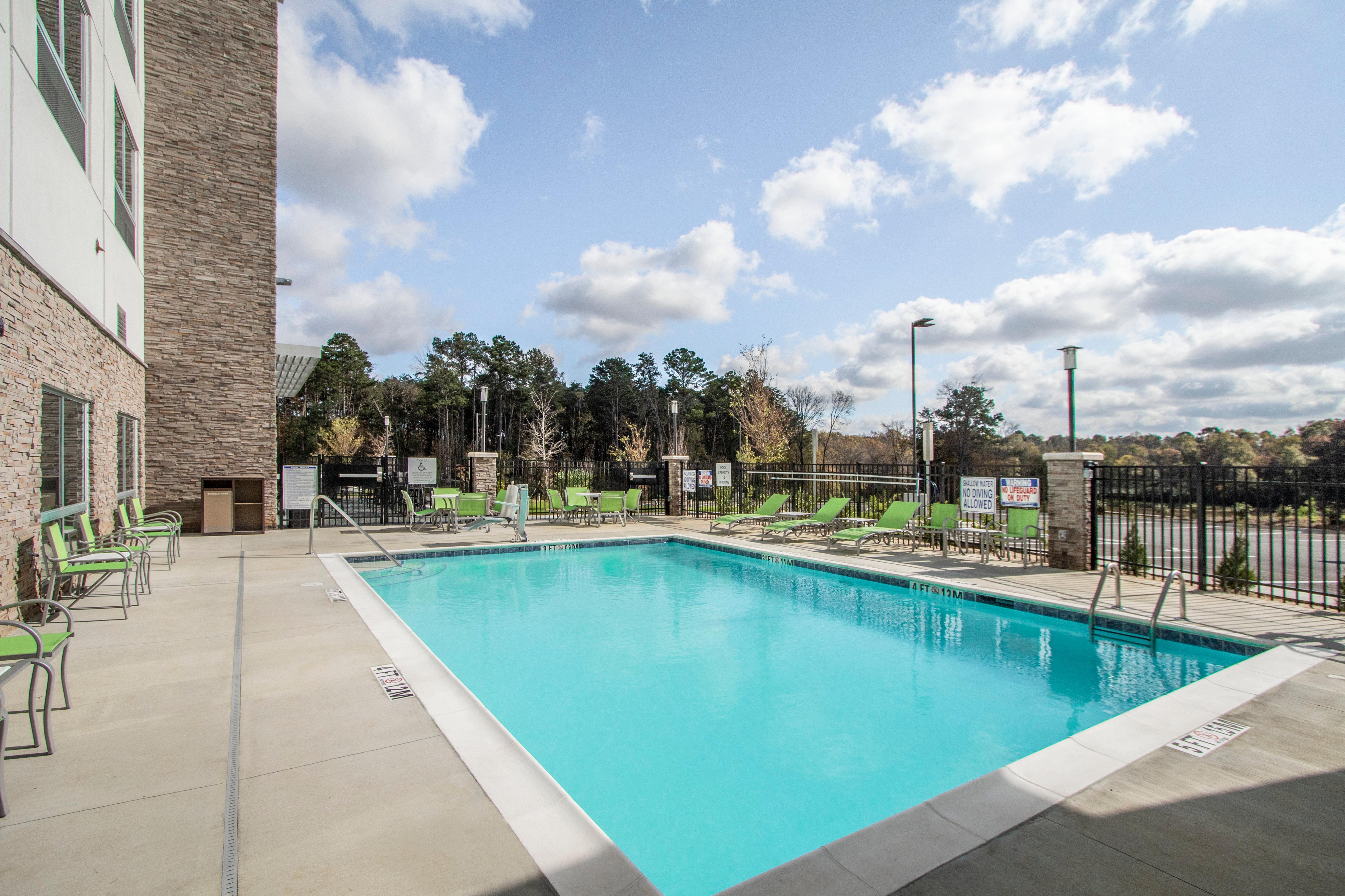 Holiday Inn Express & Suites Charlotte Southwest By Ihg المظهر الخارجي الصورة