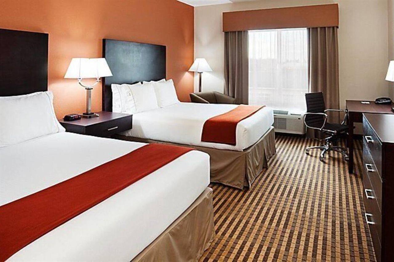 Holiday Inn Express & Suites Charlotte Southwest By Ihg Sterling المظهر الخارجي الصورة